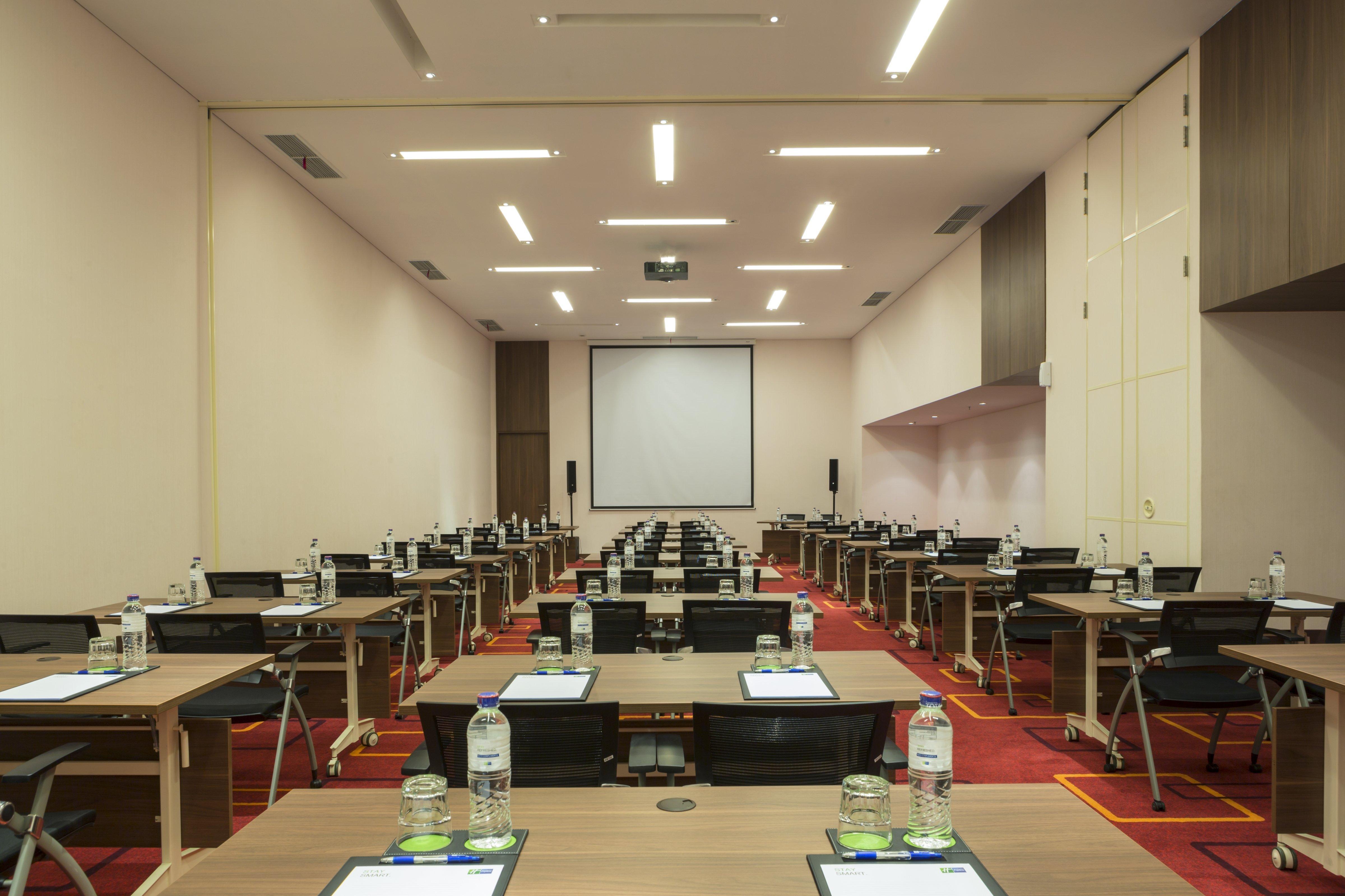 Holiday Inn Express Jakarta Pluit Citygate By Ihg Exterior foto